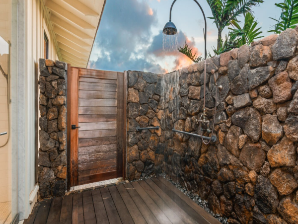 Luxury 6-Bedroom Vacation Home in Poipu - Ocean Views & Modern Comfort